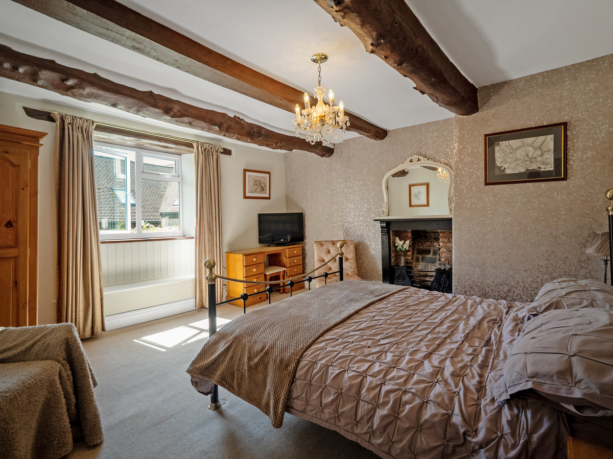 Farm House for sale with 8 bedrooms, Evenley Brackley, Northamptonshire