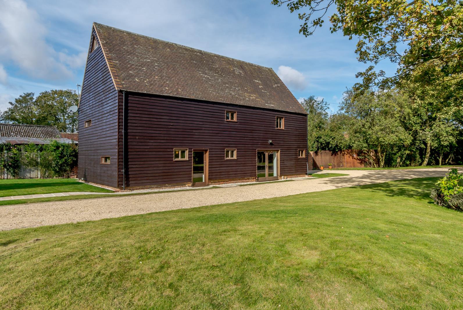 4 Bedroom Barn Conversion For Sale In Bedford