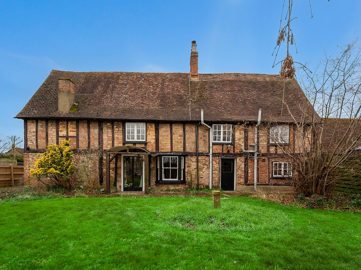 Farm House for sale with 6 bedrooms, High Street Greenfield Bedford