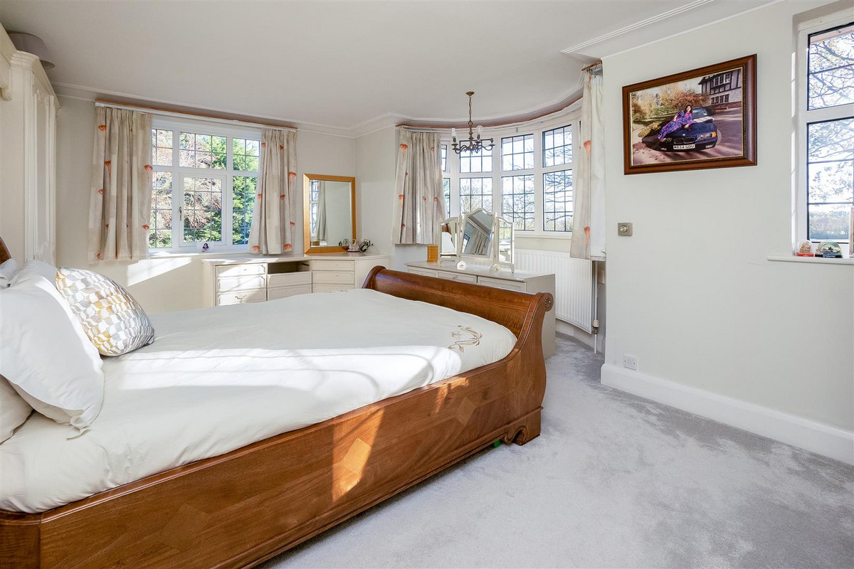 Detached House for sale with 5 bedrooms, Stoneleigh Road Coventry