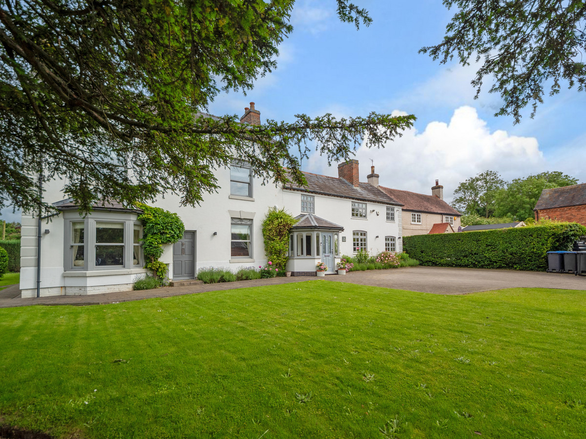 Detached House for sale with 6 bedrooms, Nailstone Road Barton In The