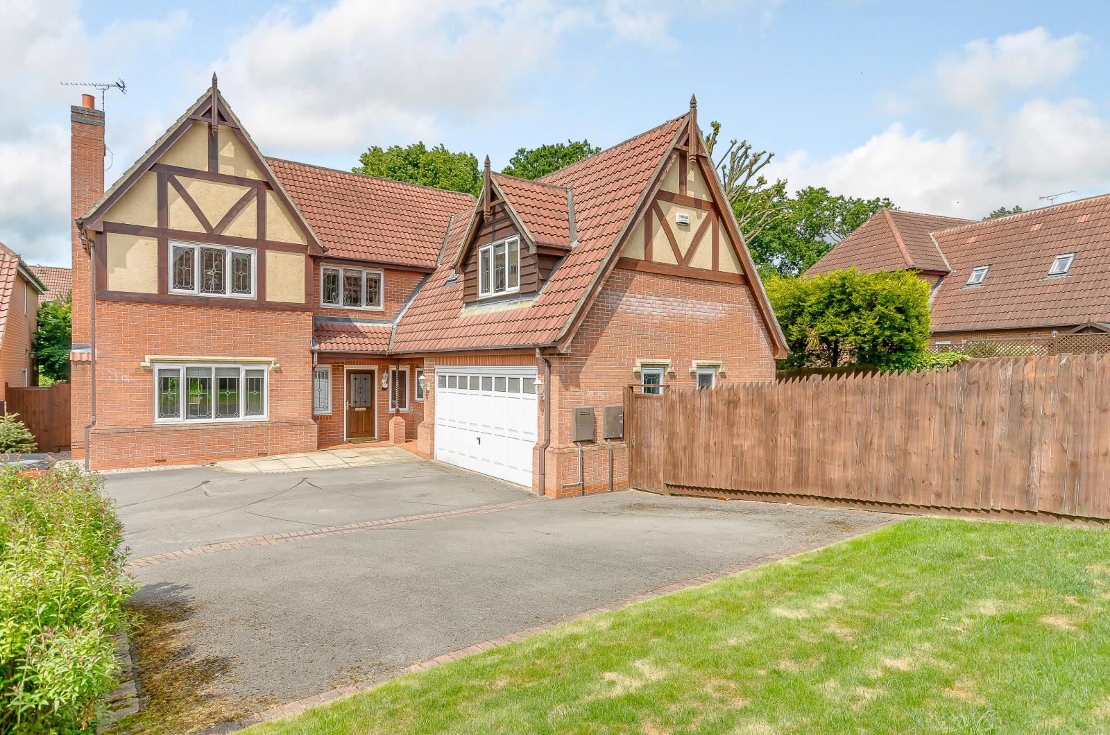 5 bedroom House for sale in Derby