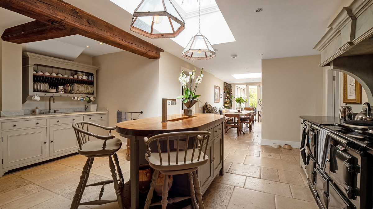 Country House for sale with 6 bedrooms, Etwall, Derbyshire Fine & Country