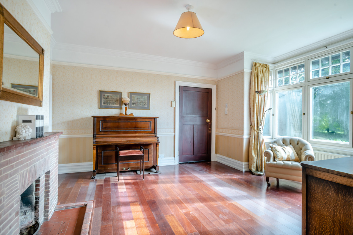 Detached House for sale with 8 bedrooms, Parwich, Derbyshire Fine