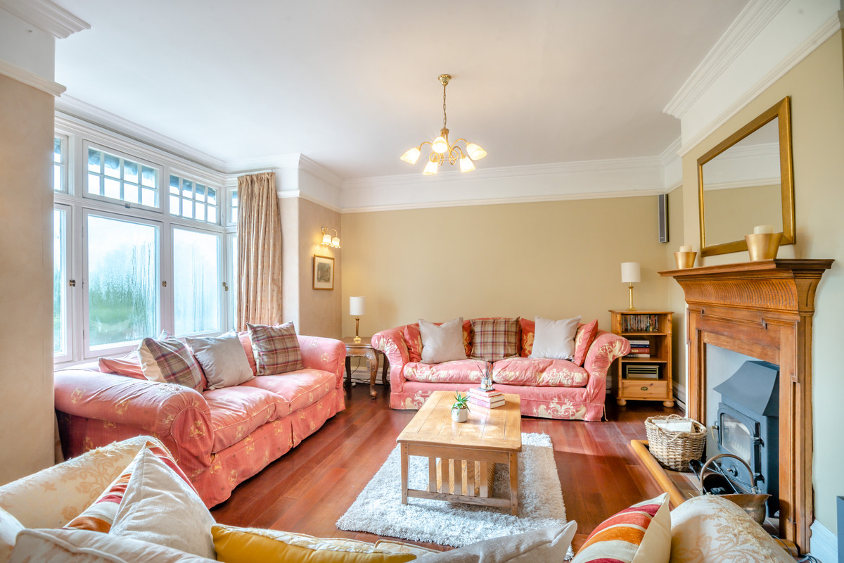 Detached House for sale with 8 bedrooms, Parwich, Derbyshire Fine