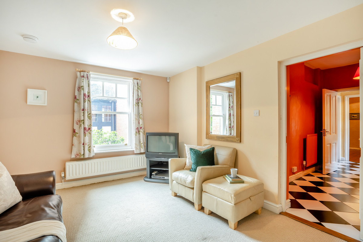 Detached House for sale with 8 bedrooms, Parwich, Derbyshire Fine