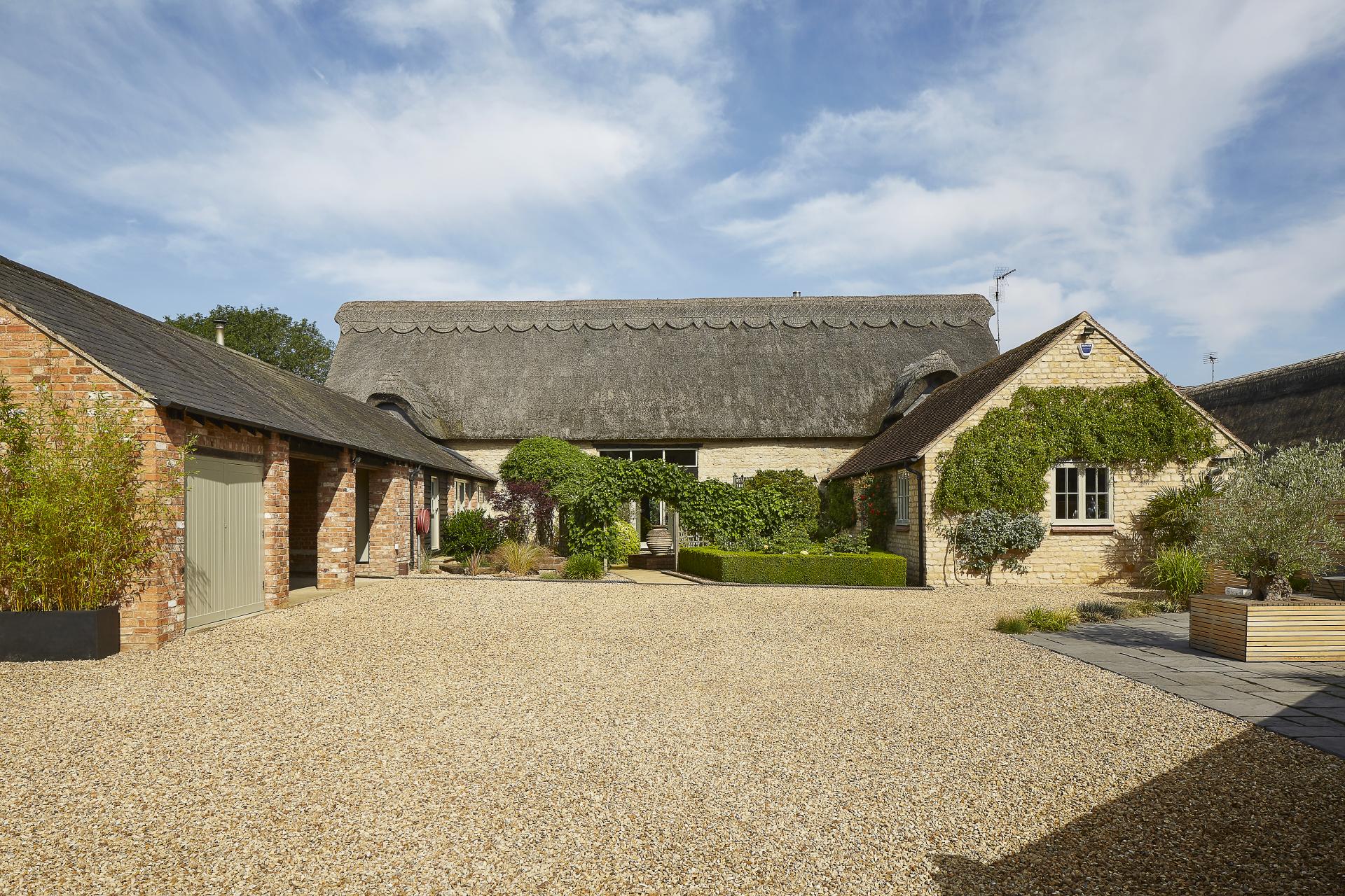 6 bedroom Barn Conversion for sale in Podington