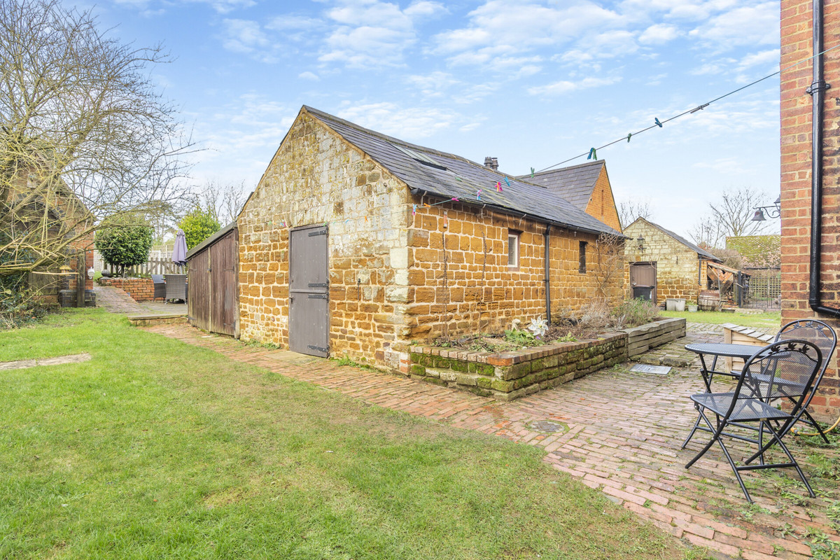 Cottage for sale with 3 bedrooms, Main Street Great Brington