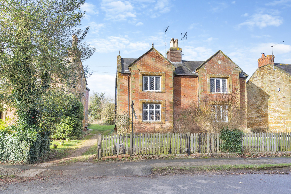 Cottage for sale with 3 bedrooms, Main Street Great Brington