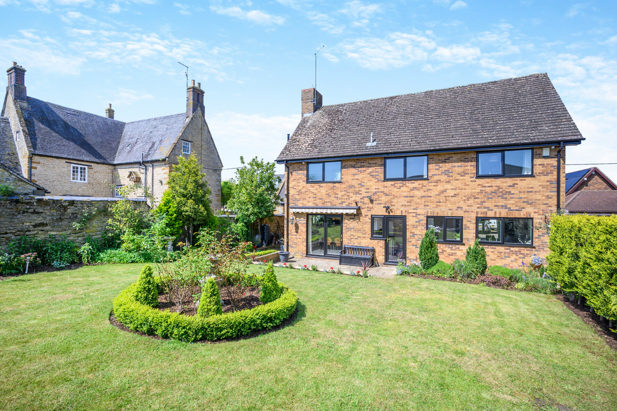 Detached House for sale with 4 bedrooms, Baker Street Gayton