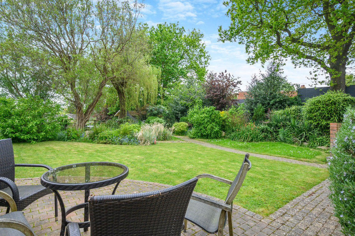 Detached House for sale with 5 bedrooms, Little Lane Wollaston ...