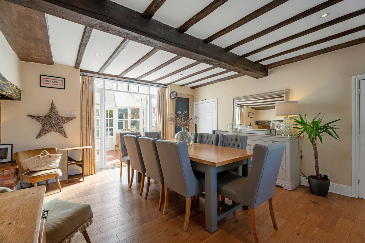 Detached House for sale with 5 bedrooms, Main Street, Long Lawford Fine & Country