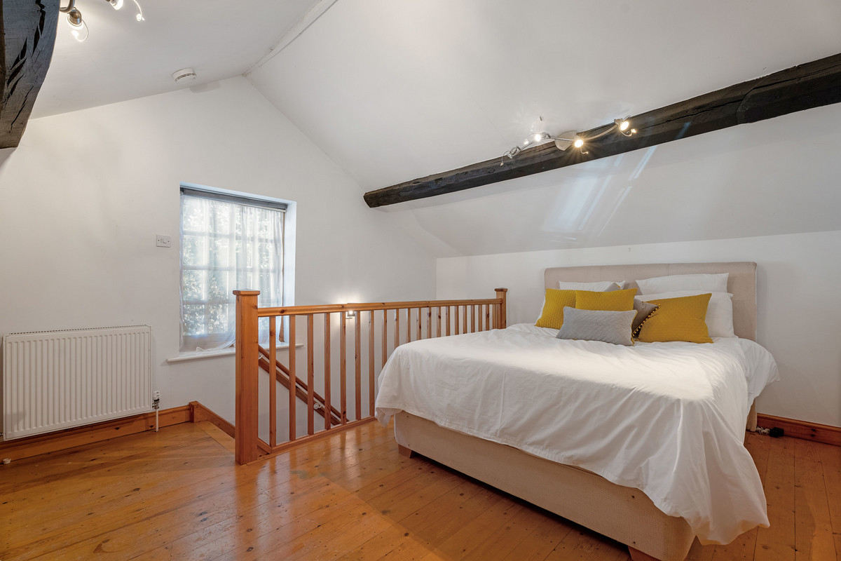 Detached House for sale with 5 bedrooms, Main Street, Long Lawford Fine & Country