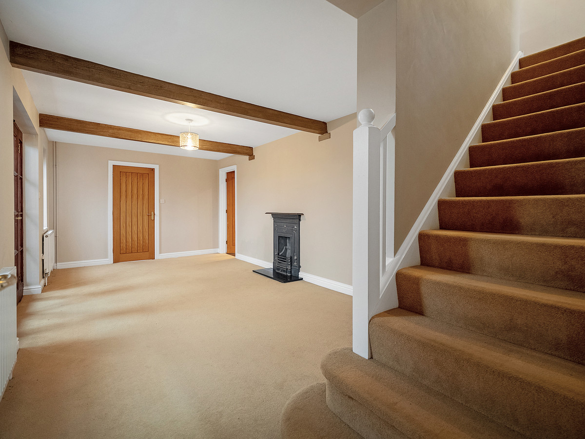 Detached House for sale with 5 bedrooms, Cawston Lane, Dunchurch Fine & Country