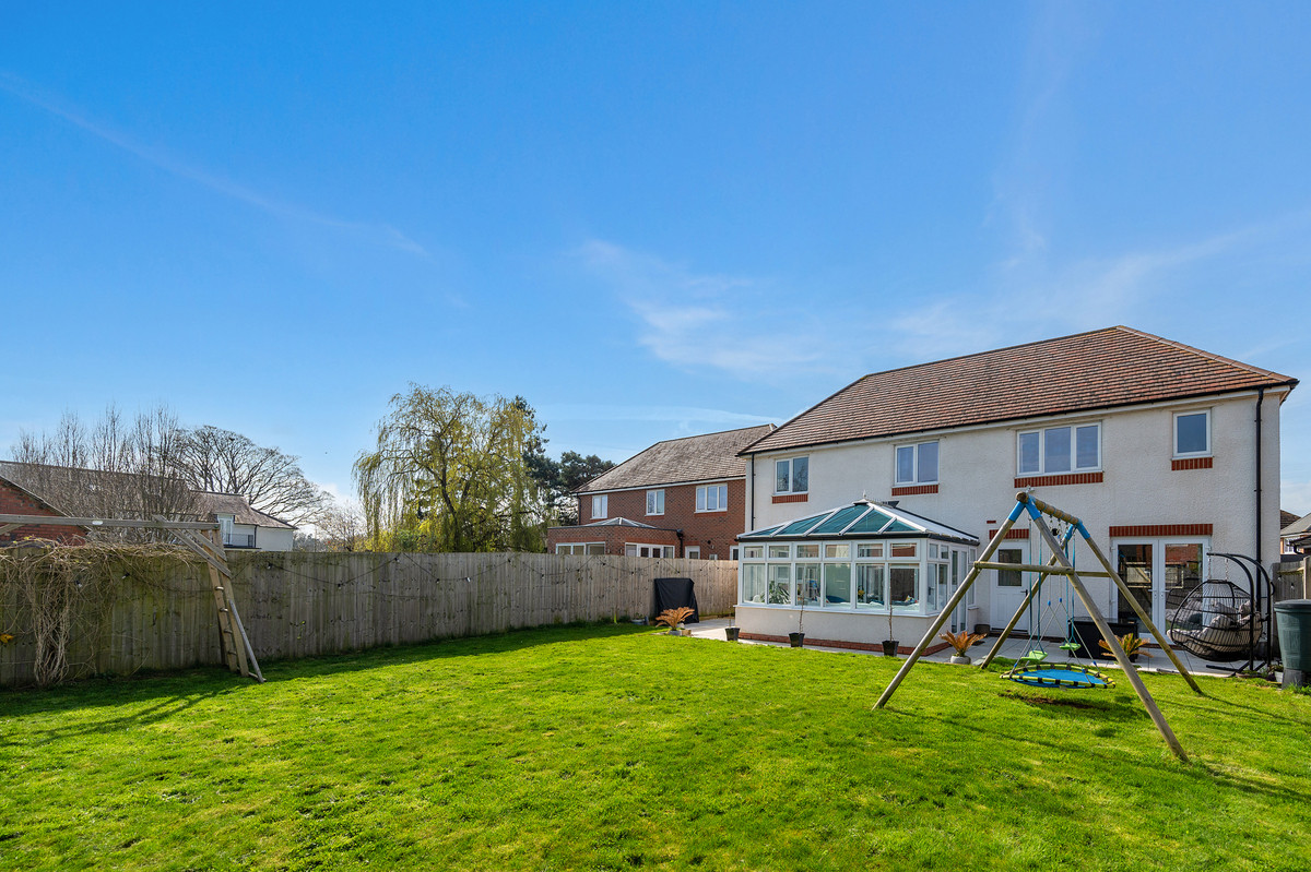 Detached House for sale with 5 bedrooms, Ophelia Crescent Cawston