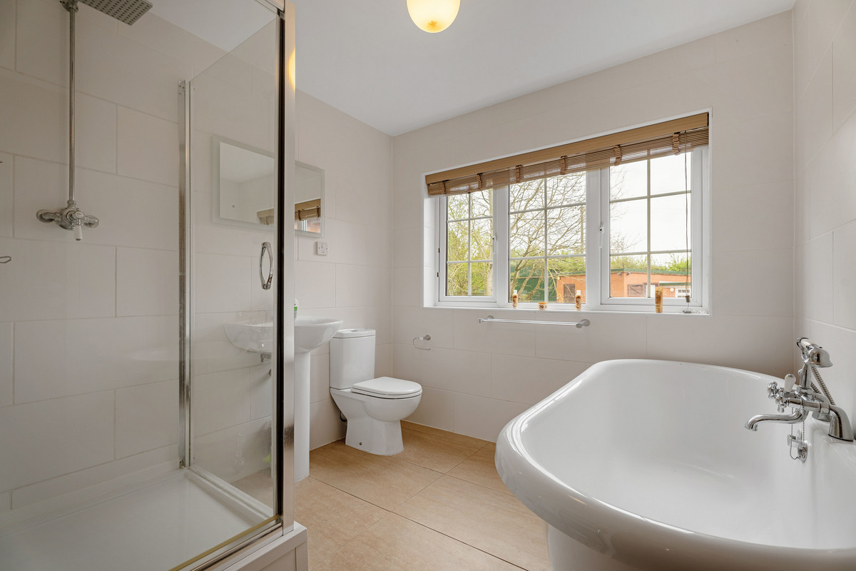 Detached House for sale with 6 bedrooms, Rugby Road Princethorpe Rugby