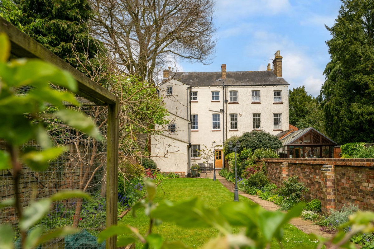 Townhouse for sale with 5 bedrooms, Hillmorton Road Rugby, Warwickshire Fine & Country