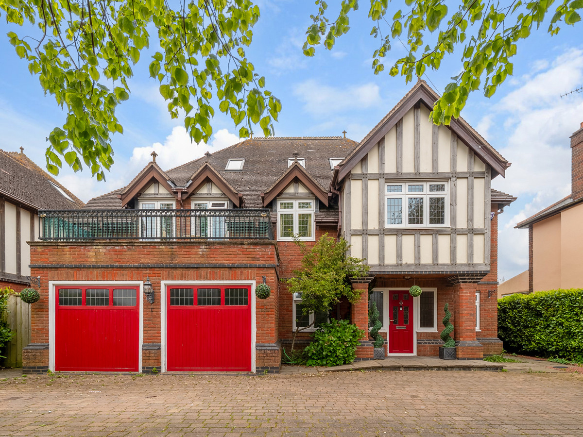 Detached House for sale with 5 bedrooms, 96 Ashlawn Road, Rugby Fine