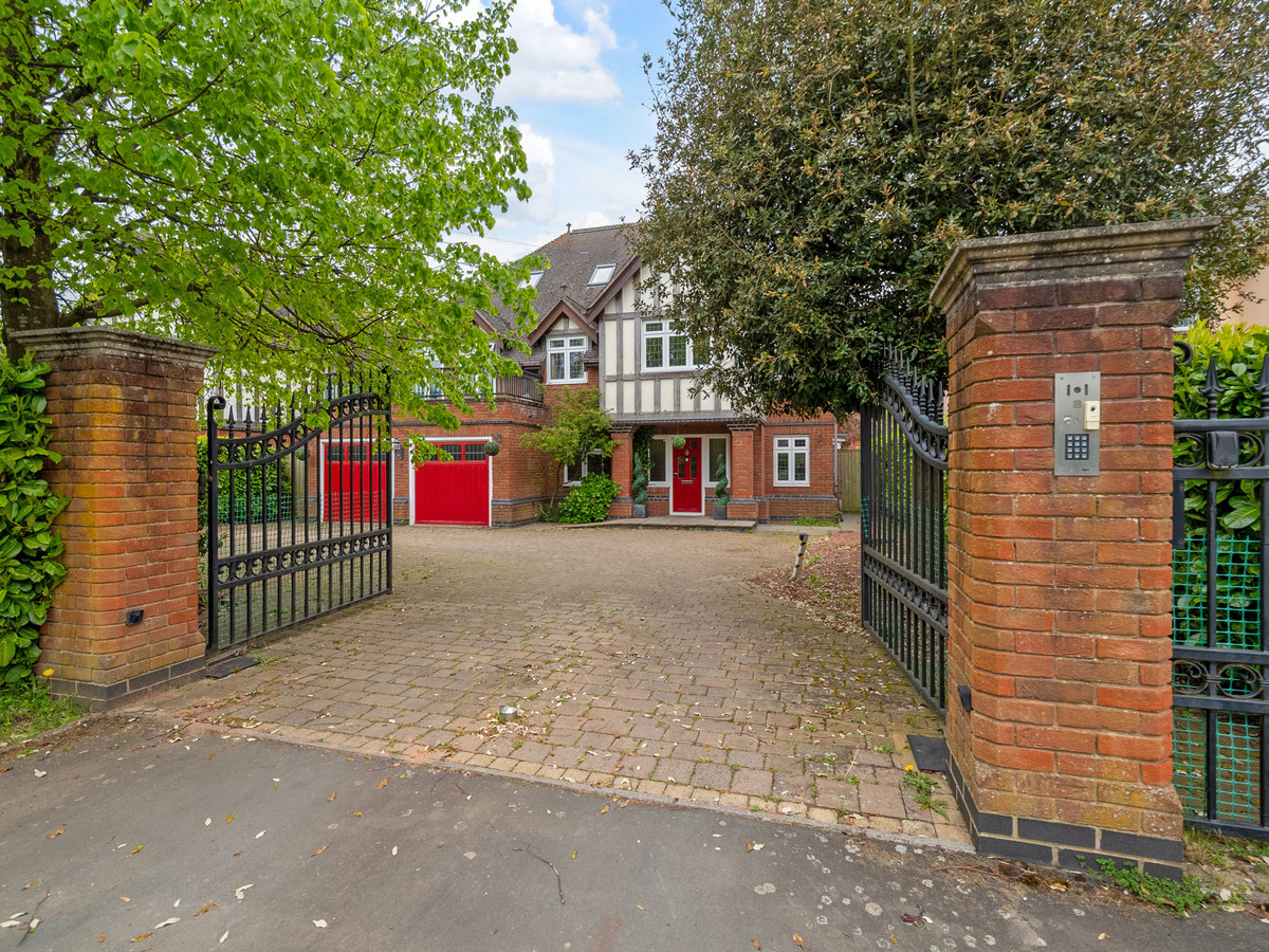 Detached House for sale with 5 bedrooms, 96 Ashlawn Road, Rugby Fine