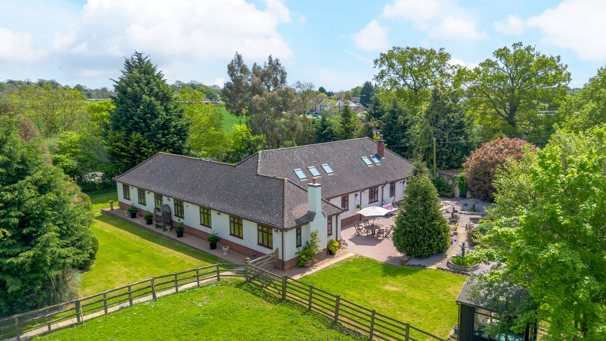 Detached Bungalow for sale with 4 bedrooms, Ansty Road Brinklow Rugby, Warwickshire Fine & Country