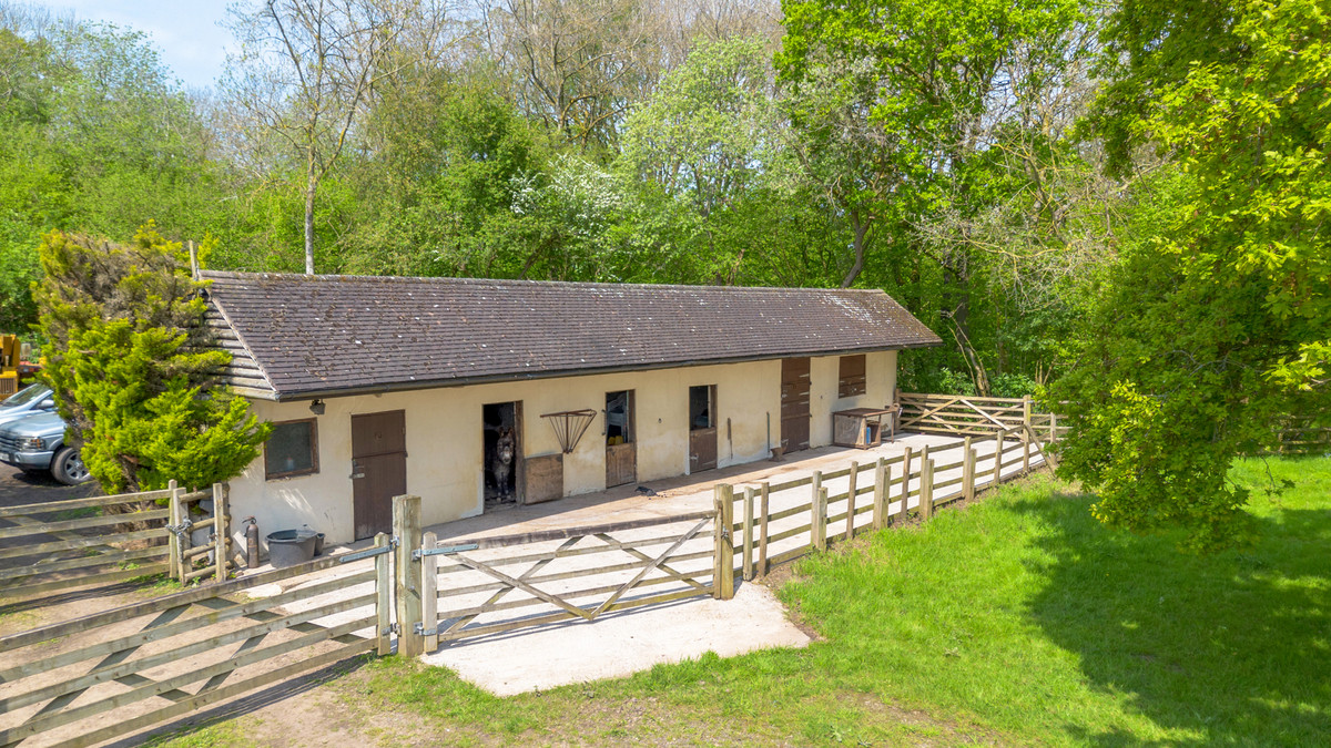 Detached Bungalow for sale with 4 bedrooms, Ansty Road Brinklow Rugby, Warwickshire Fine & Country