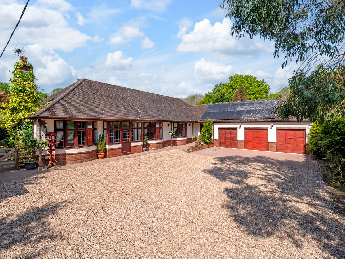 Detached Bungalow for sale with 4 bedrooms, Ansty Road Brinklow Rugby