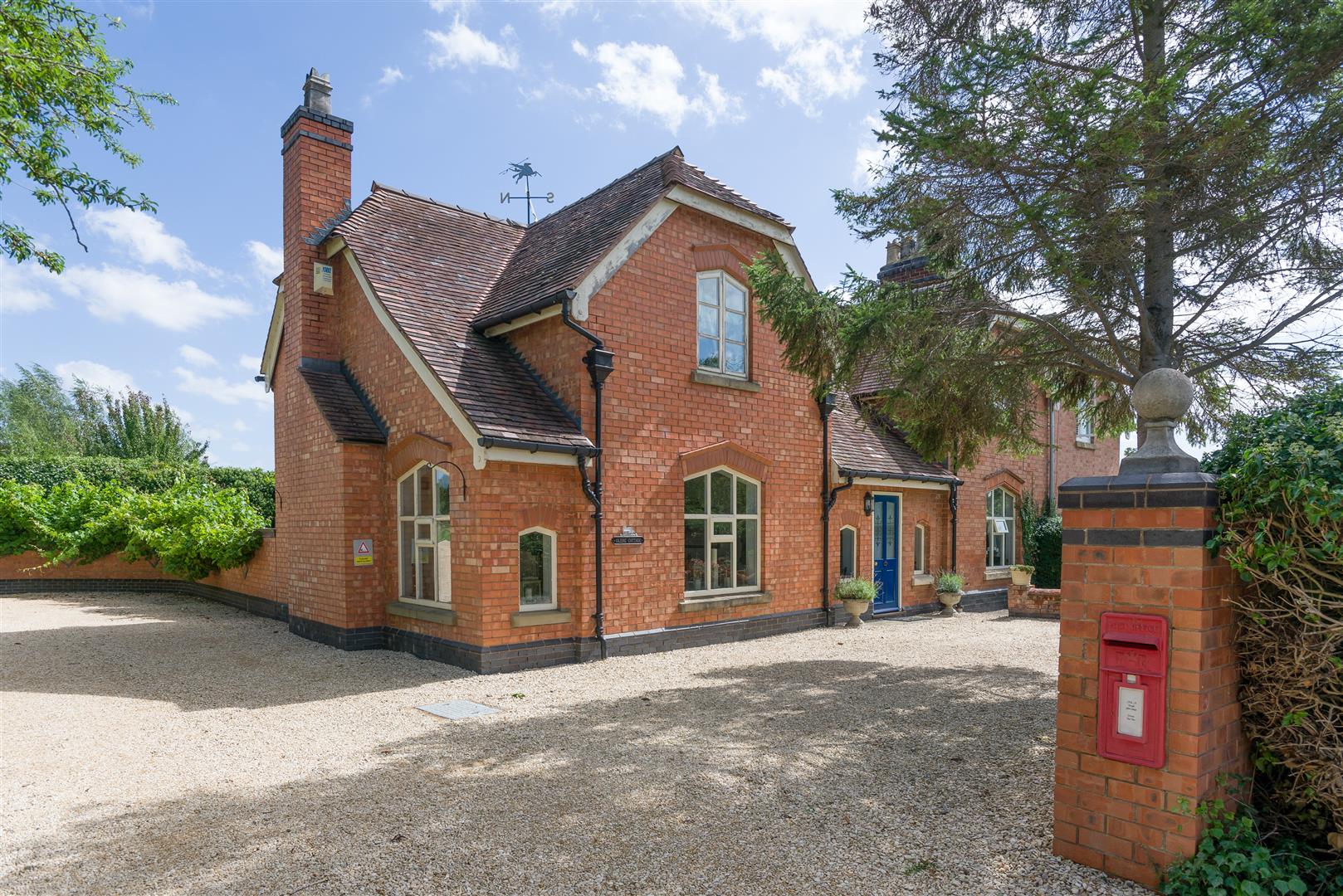 3 bedroom Country House for sale in StratfordUponAvon