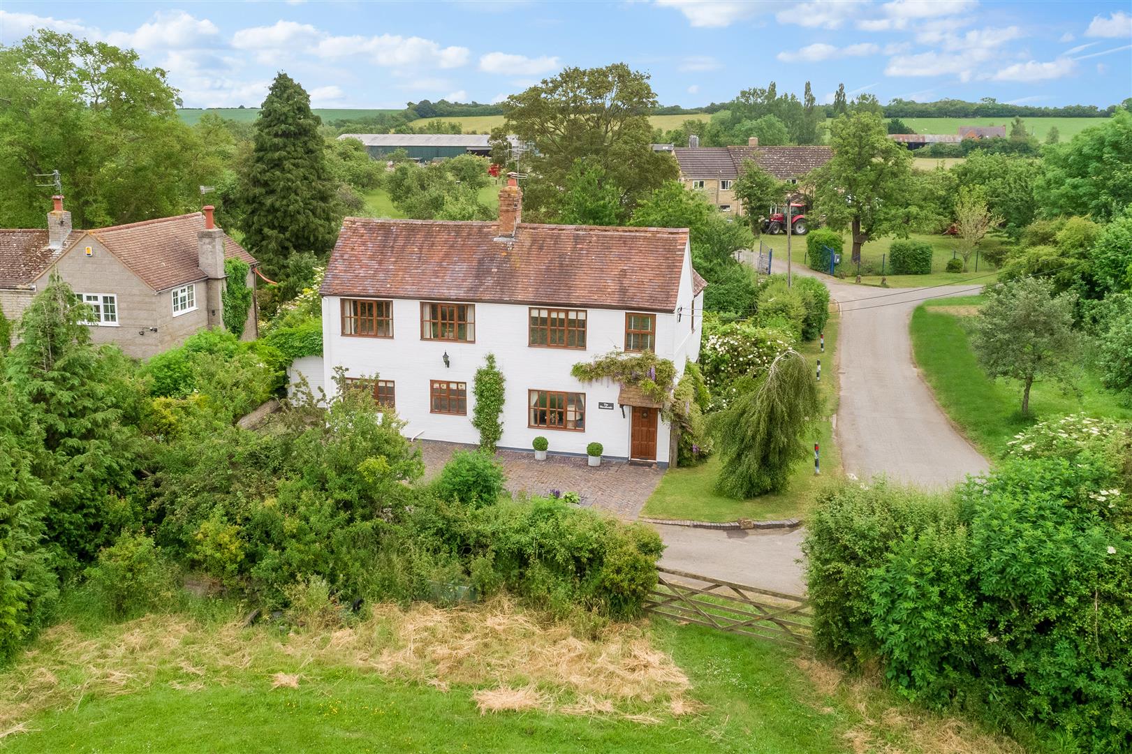 4 bedroom Cottage for sale in Evesham