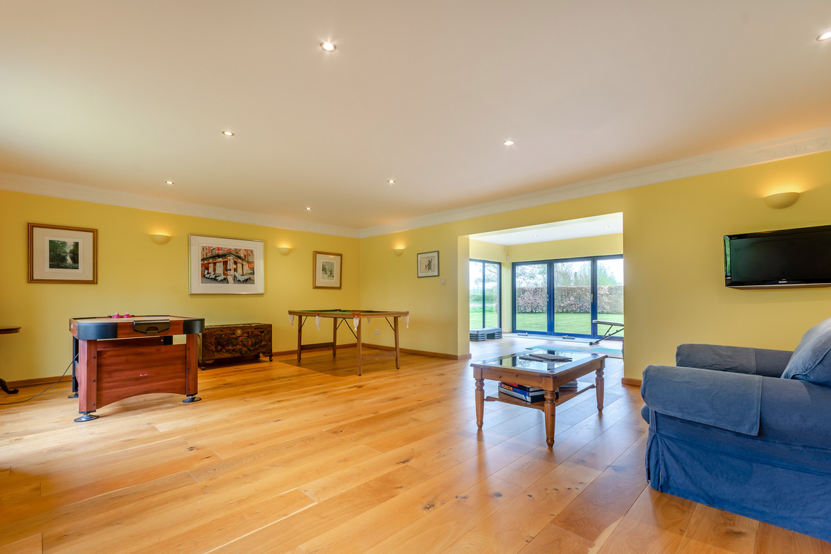 Country House for sale with 6 bedrooms, Chinnor Road Thame, Oxfordshire