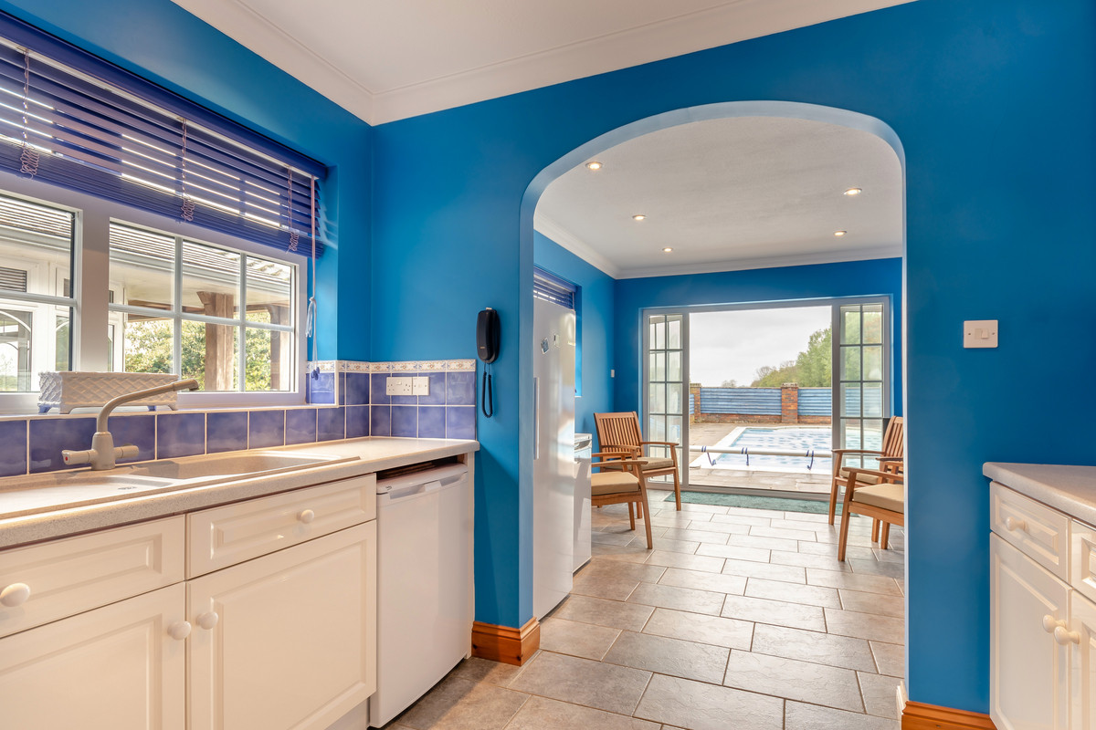 Country House for sale with 6 bedrooms, Chinnor Road Thame, Oxfordshire