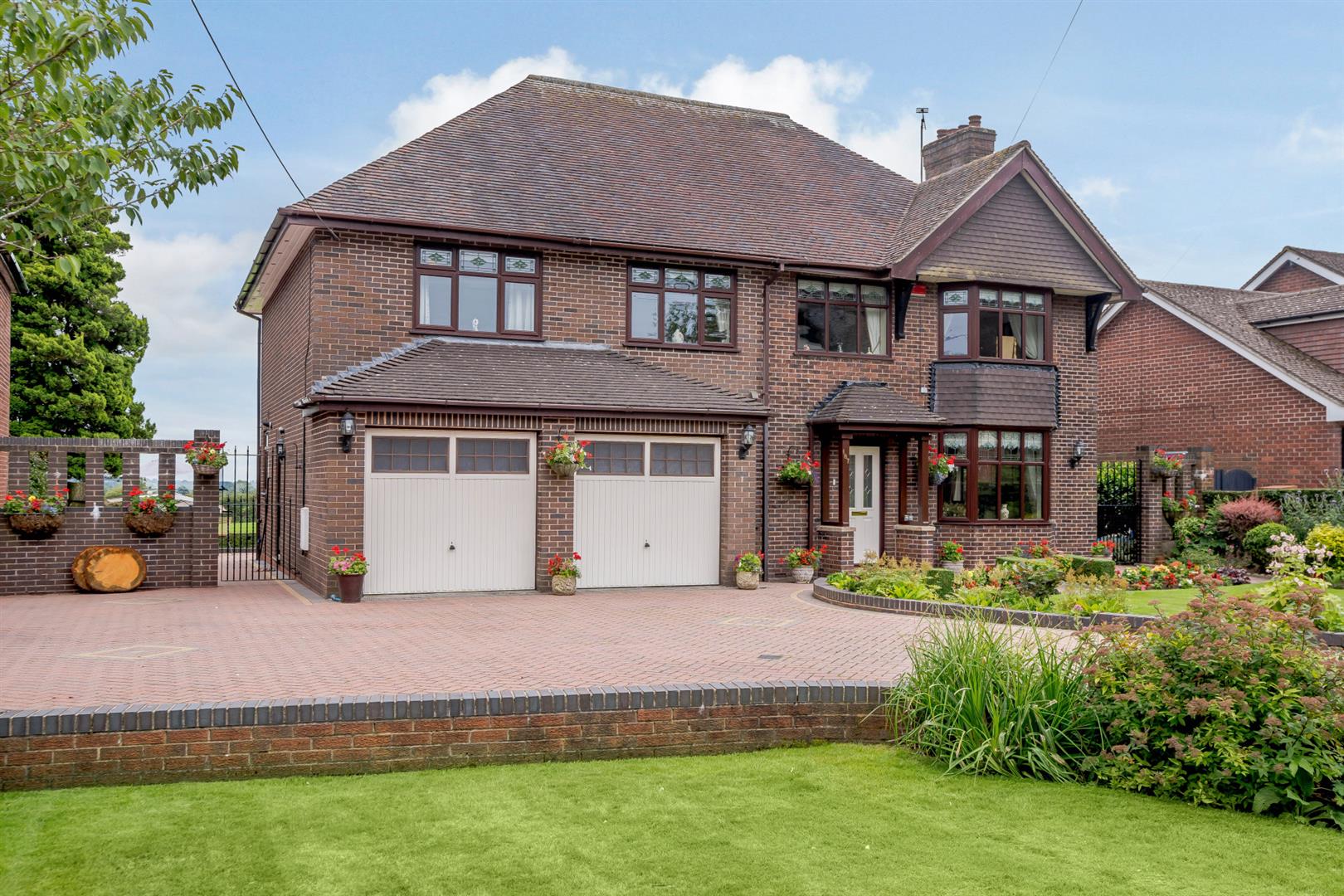 5 Bedroom Detached House For Sale In Stoke On Trent