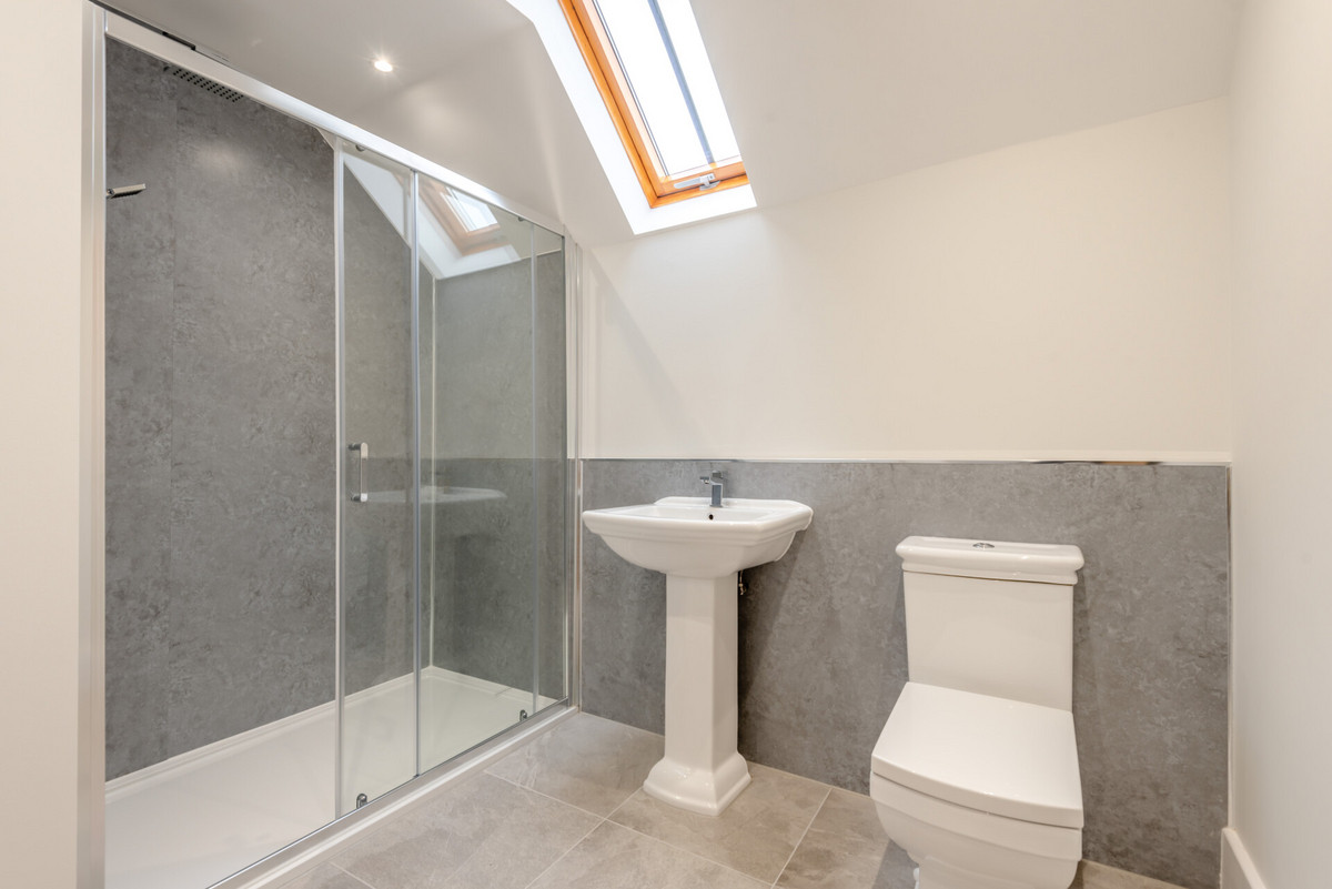 Barn Conversion for sale with 5 bedrooms, Thorneyfields Lane