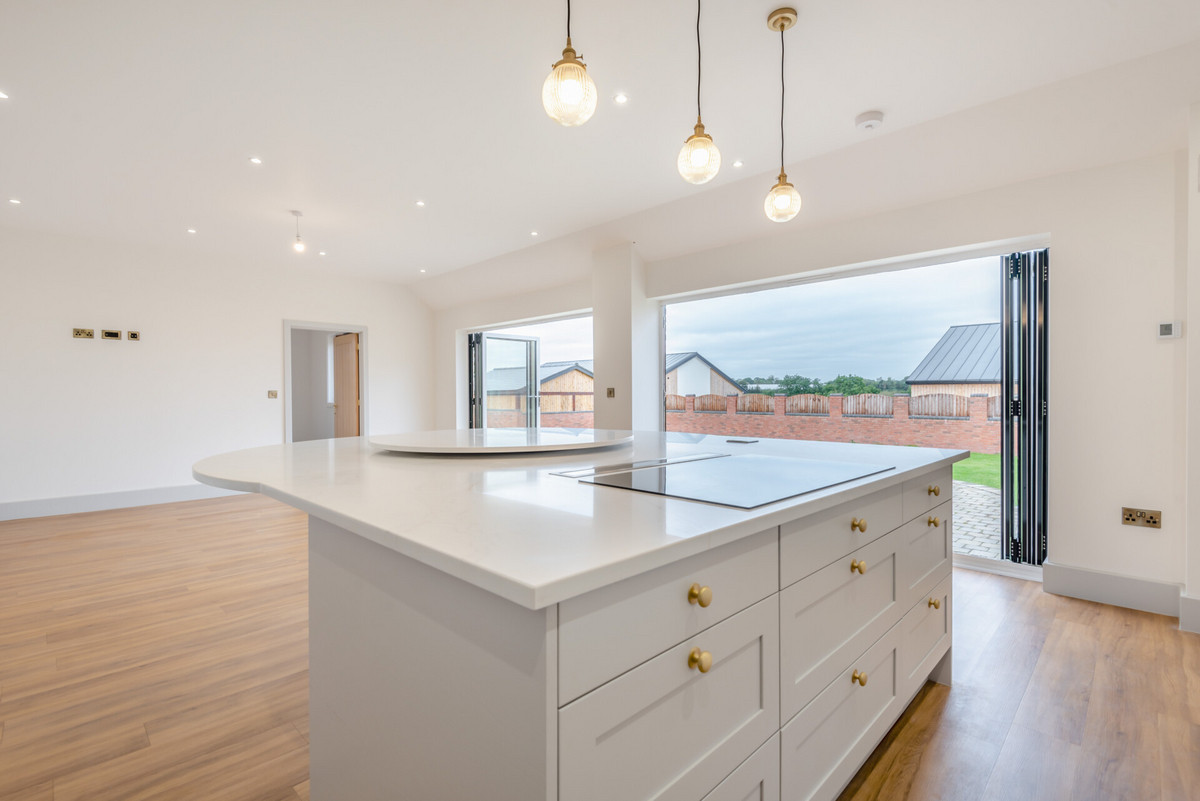 Barn Conversion for sale with 5 bedrooms, Thorneyfields Lane