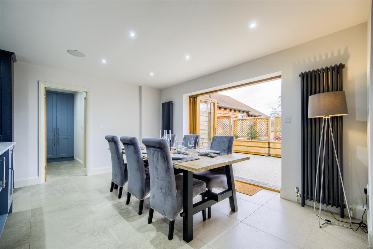 Barn Conversion for sale with 3 bedrooms, Wolverhampton Road, Prestwood