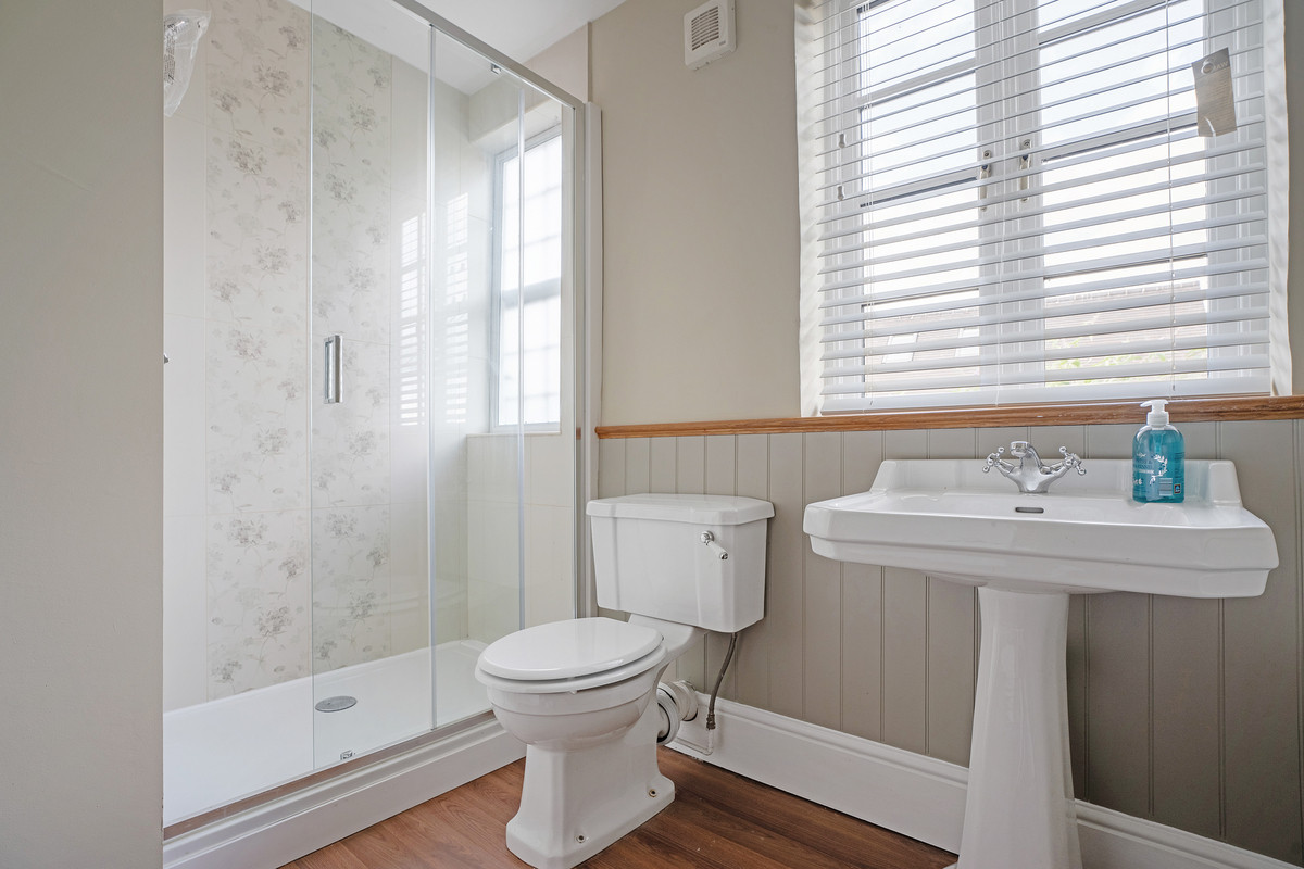 Country House for sale with 5 bedrooms, Dobes Lane Brockencote Chaddesley Corbett Kidderminster