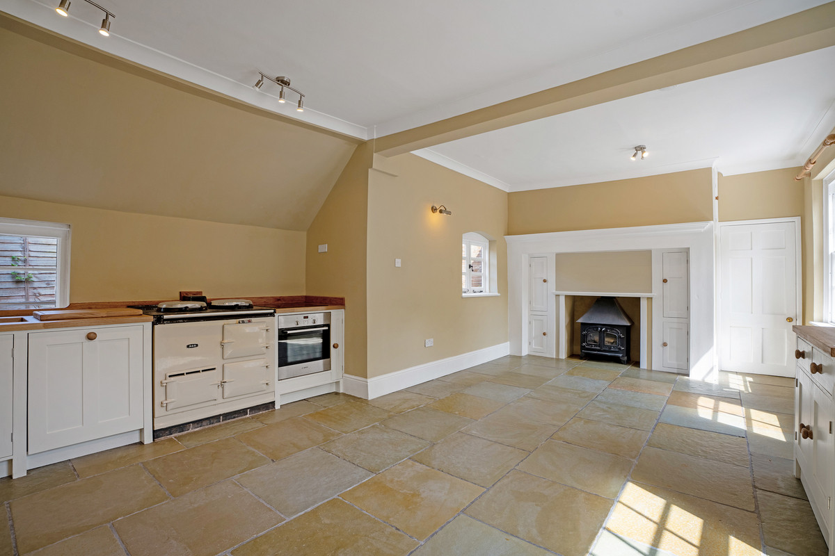 Country House for sale with 5 bedrooms, Dobes Lane Brockencote