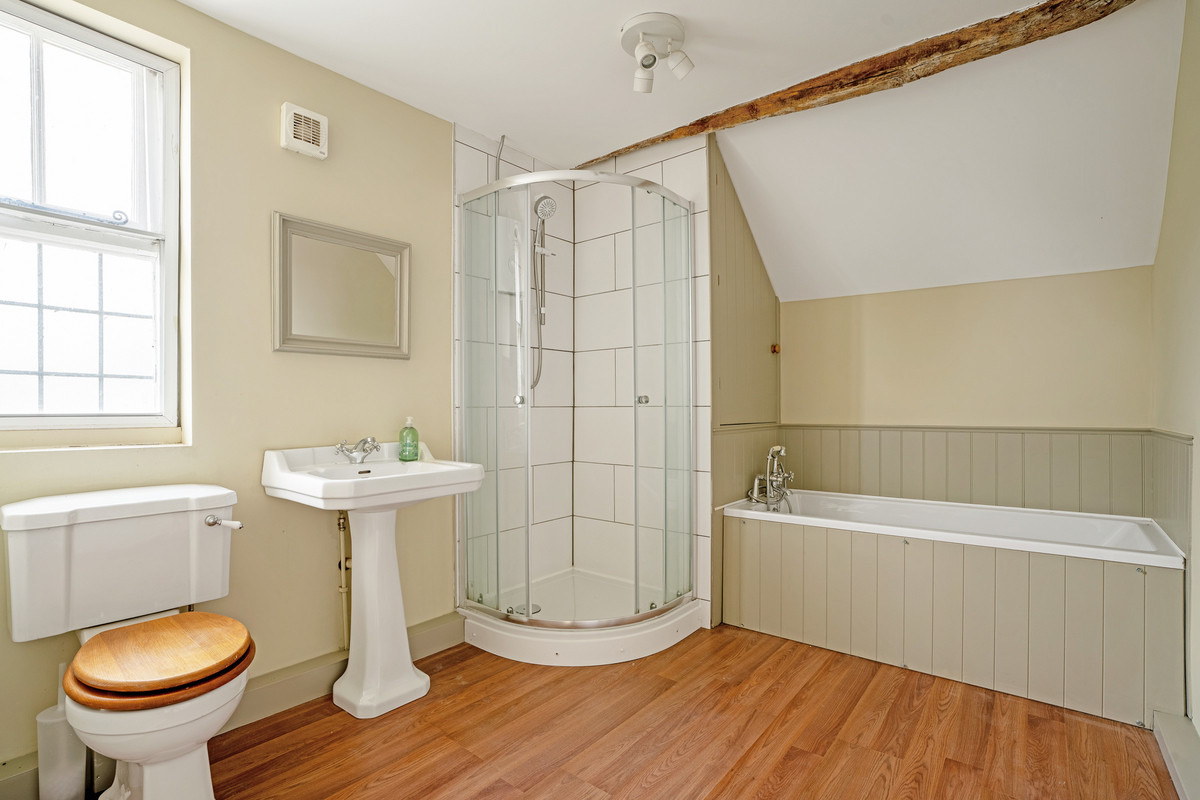 Country House for sale with 5 bedrooms, Dobes Lane Brockencote