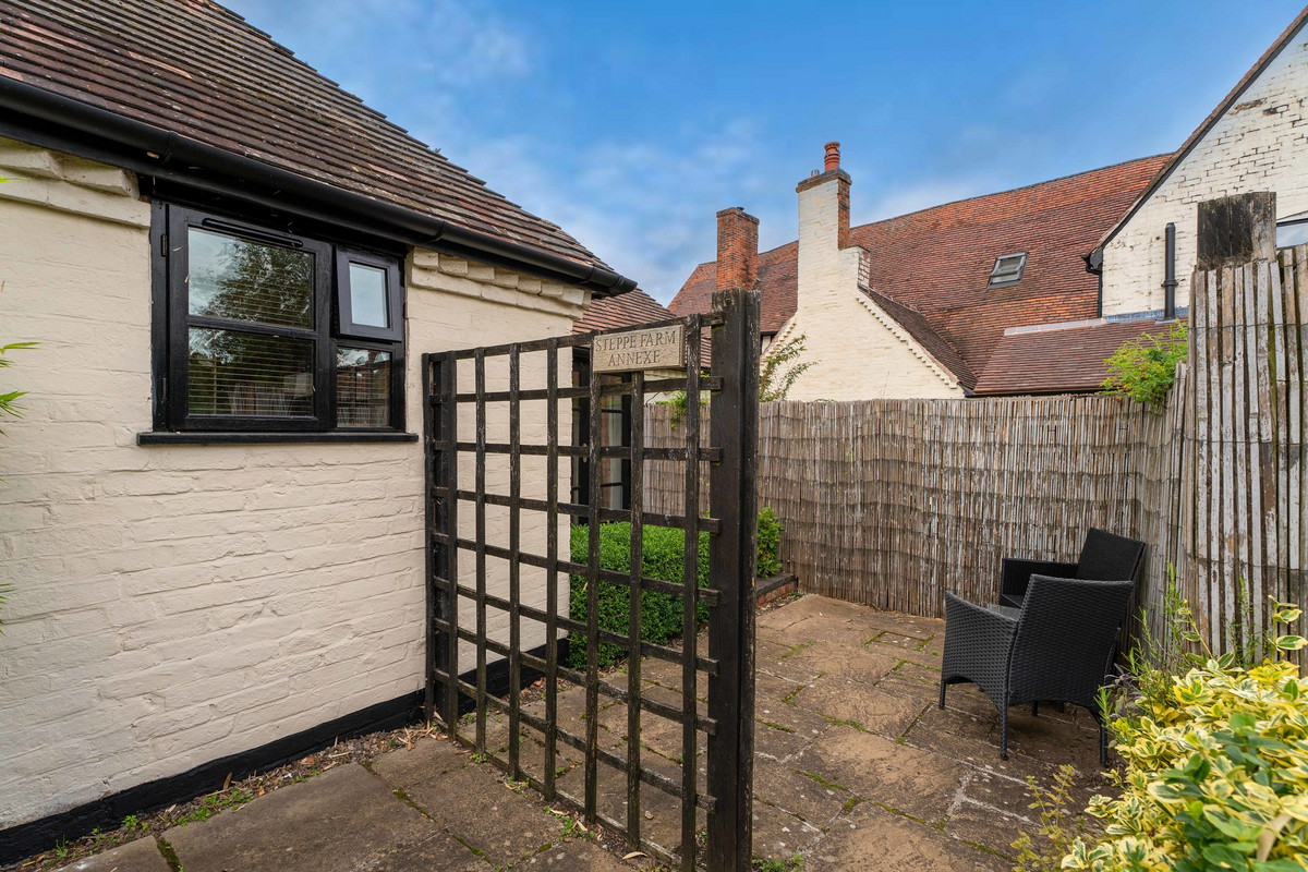 Detached House for sale with 5 bedrooms, Worcester Road Harvington