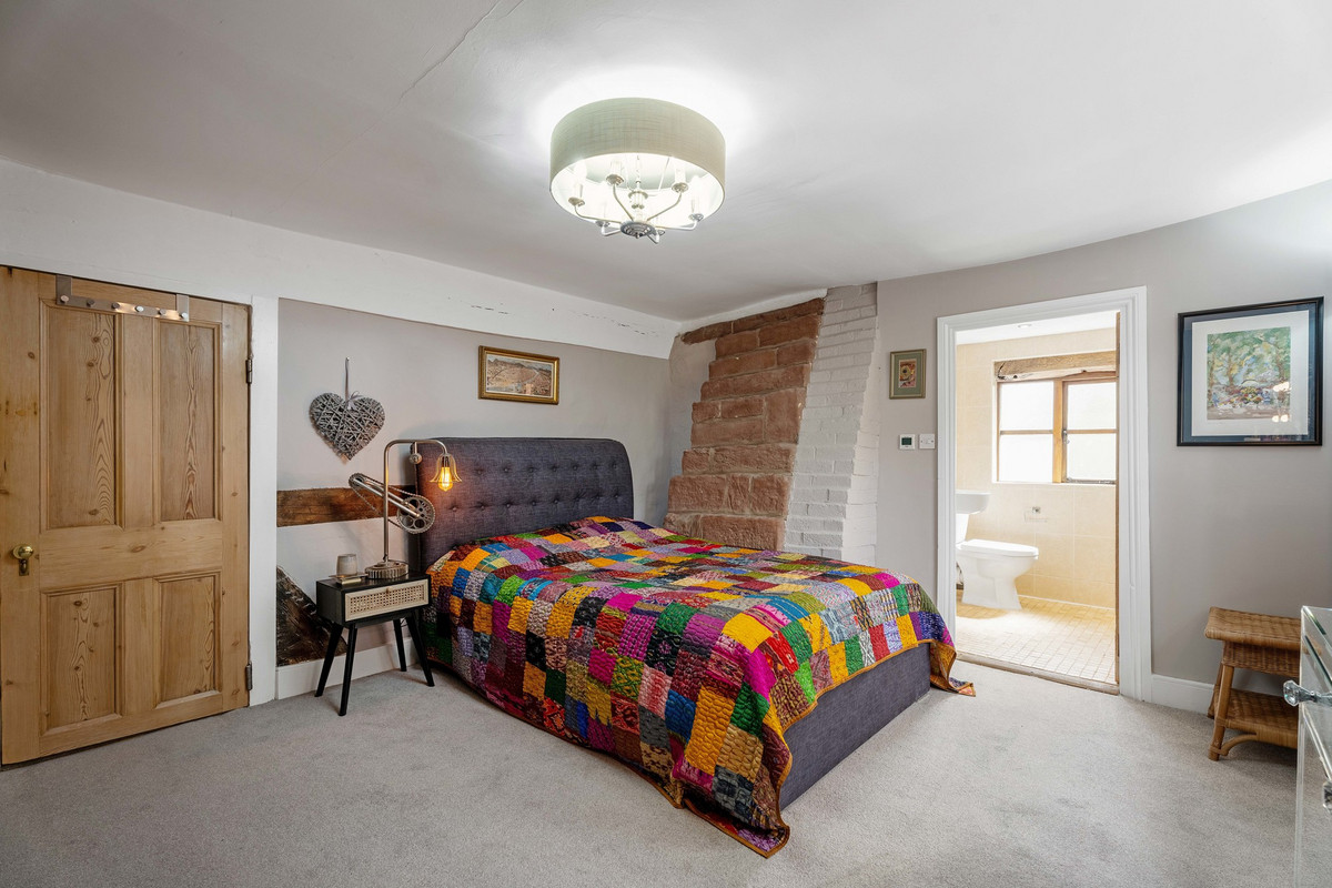 Detached House for sale with 5 bedrooms, Worcester Road Harvington