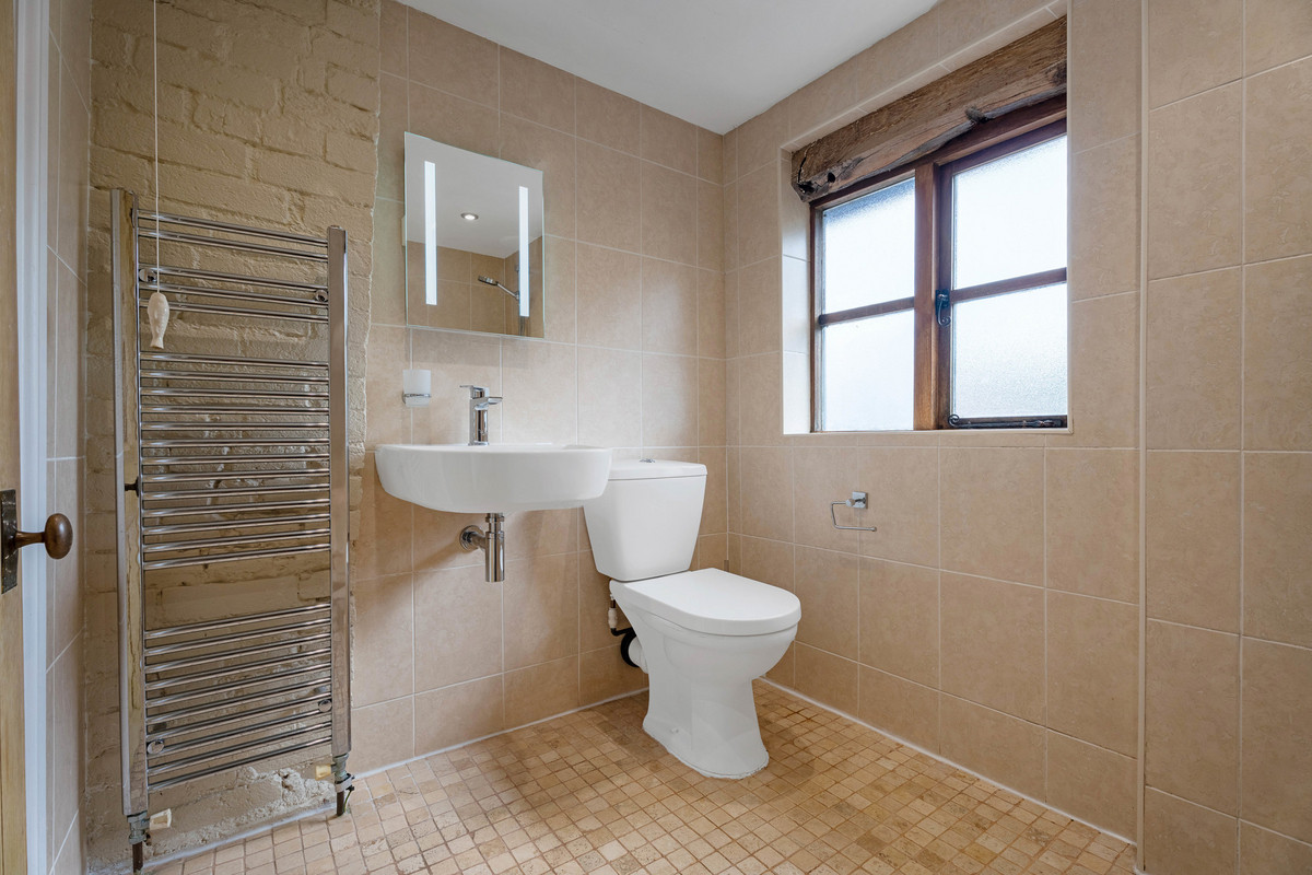 Detached House for sale with 5 bedrooms, Worcester Road Harvington