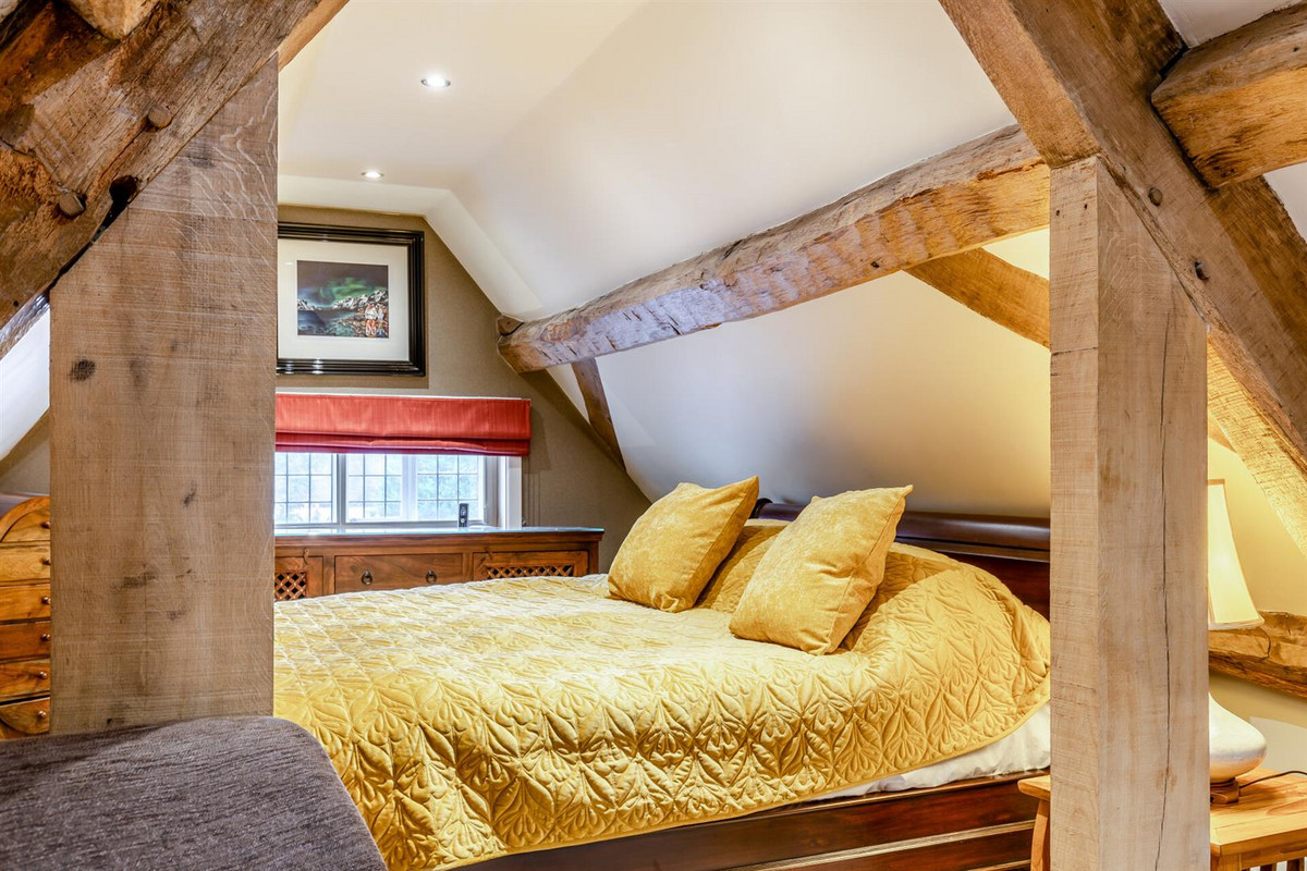 Detached House for sale with 5 bedrooms, Poolside Madeley Crewe