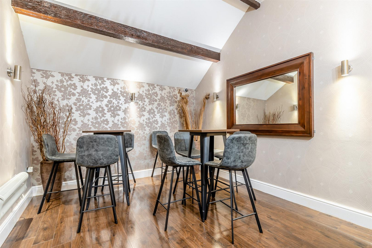 Detached House for sale with 5 bedrooms, Poolside Madeley Crewe