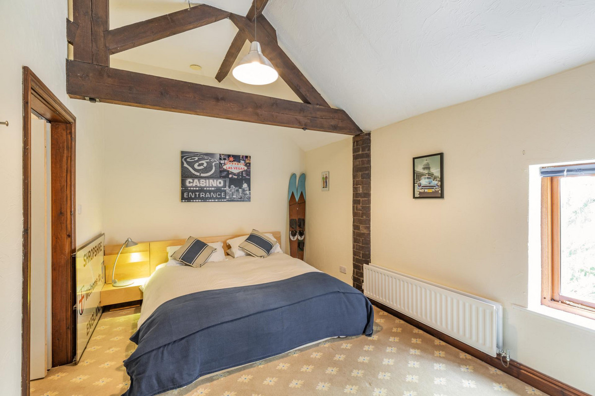 Barn Conversion for sale with 6 bedrooms, Hall Lane Shifnal