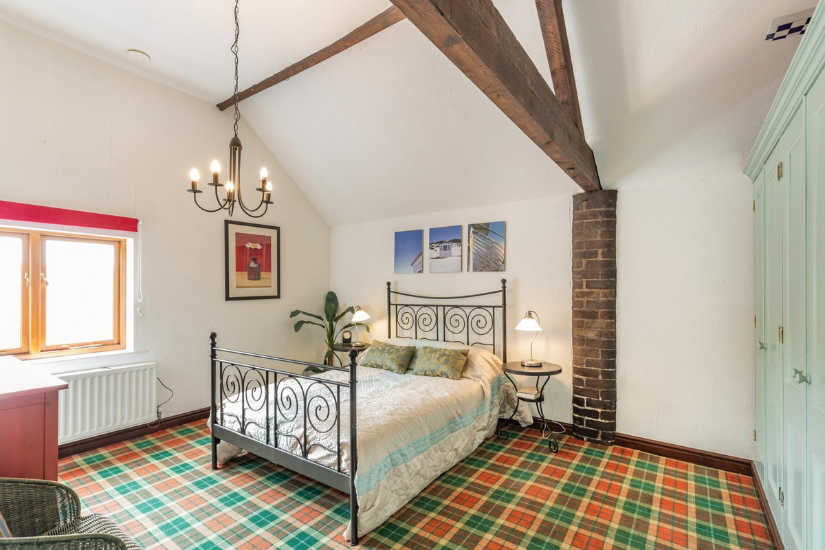 Barn Conversion for sale with 6 bedrooms, Hall Lane Shifnal