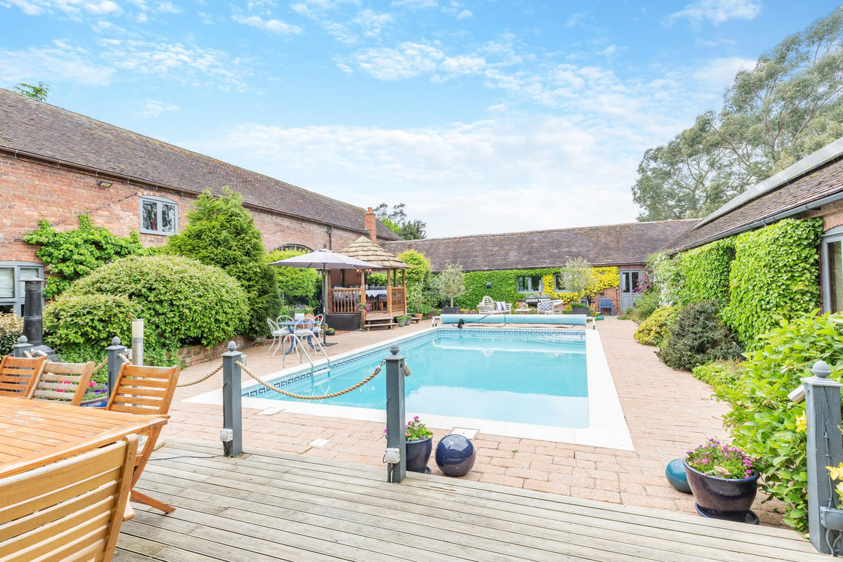 Barn Conversion for sale with 6 bedrooms, Hall Lane Shifnal