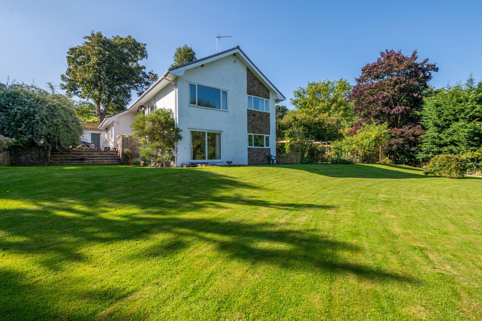 7 bedroom House for sale in Abergavenny