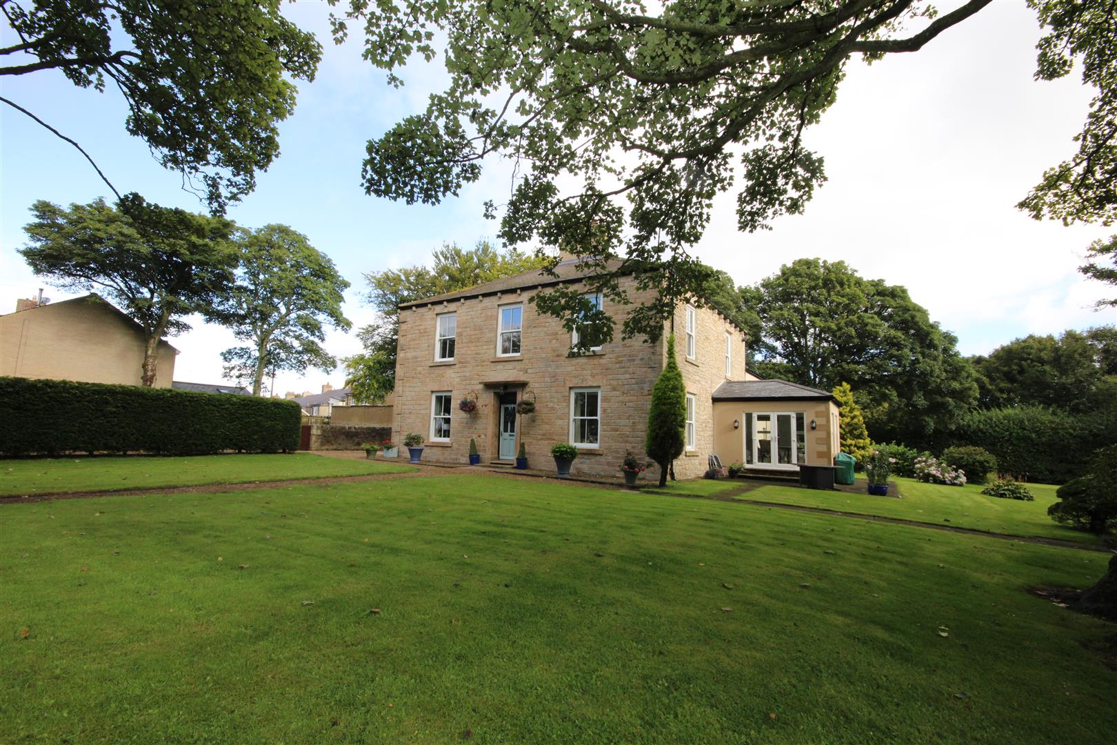 5 bedroom Detached House for sale in Consett