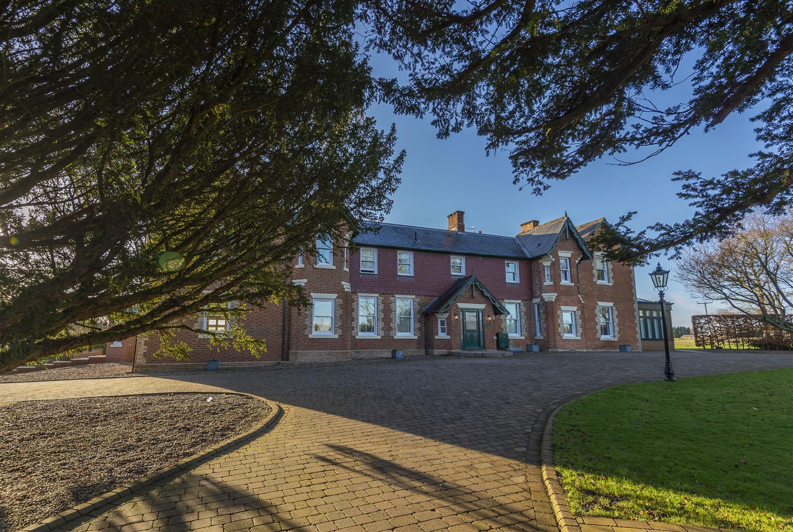 5 bedroom Detached House for sale in Wynyard