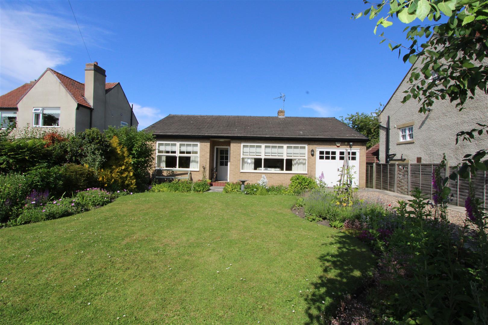 2 bedroom Detached Bungalow for sale in Spennymoor