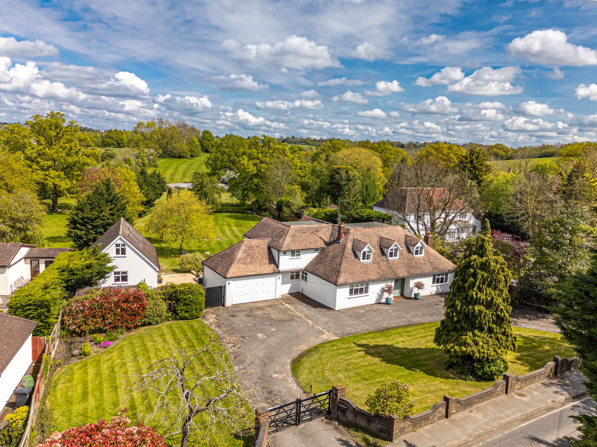 Detached House for sale with 5 bedrooms, Middle Street, Nazeing Fine